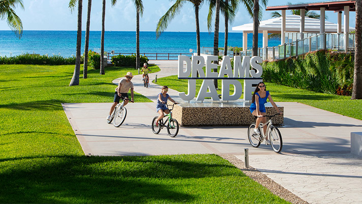 Dreams Jade Resort & Spa Family Activity